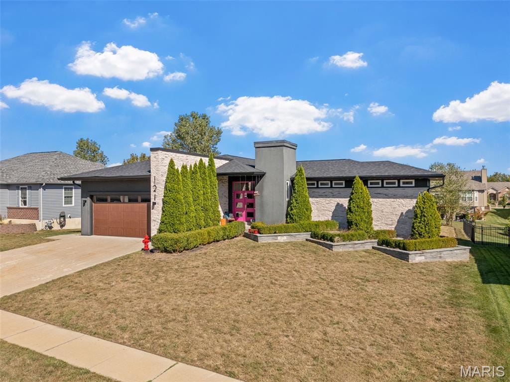 121 Miranda Court