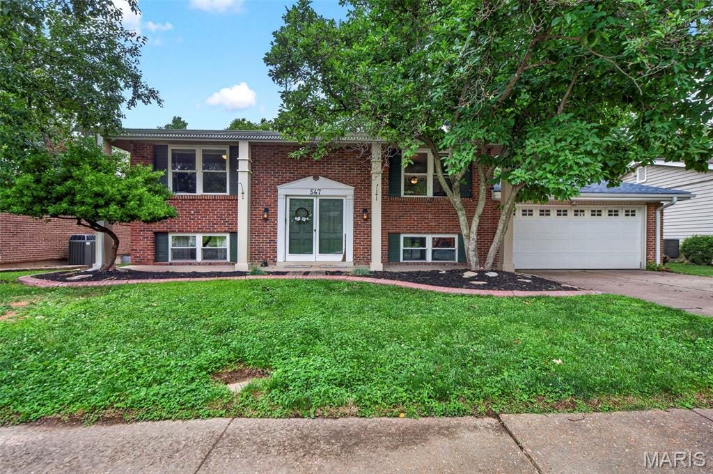 547 Golfwood Drive