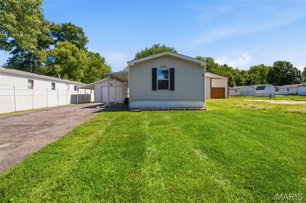 1805 Creekview Drive