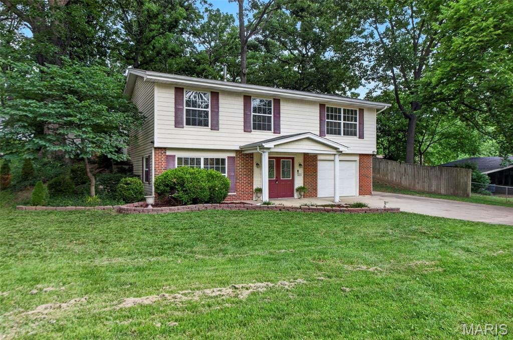 711 Montbrook Drive