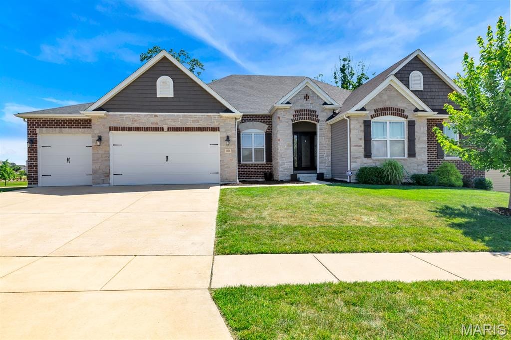 401 Hamlet Court
