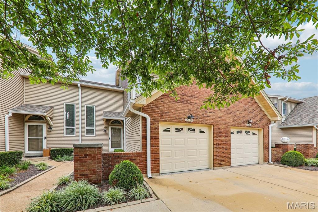 16180 Lea Oak Court