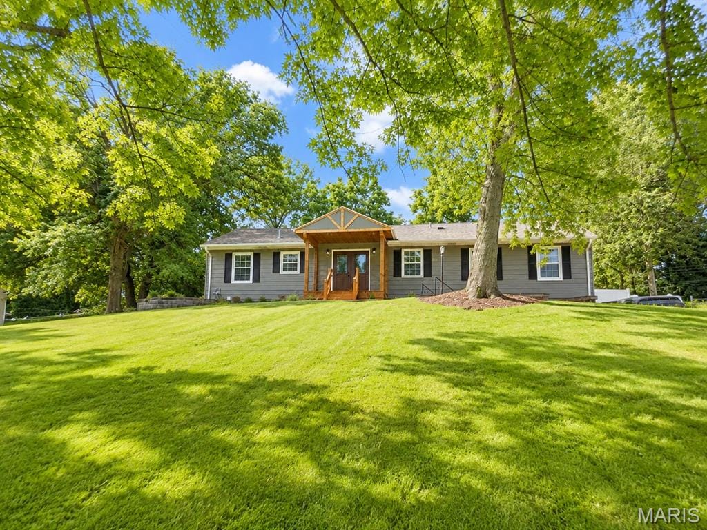 216 Hillsdale Drive