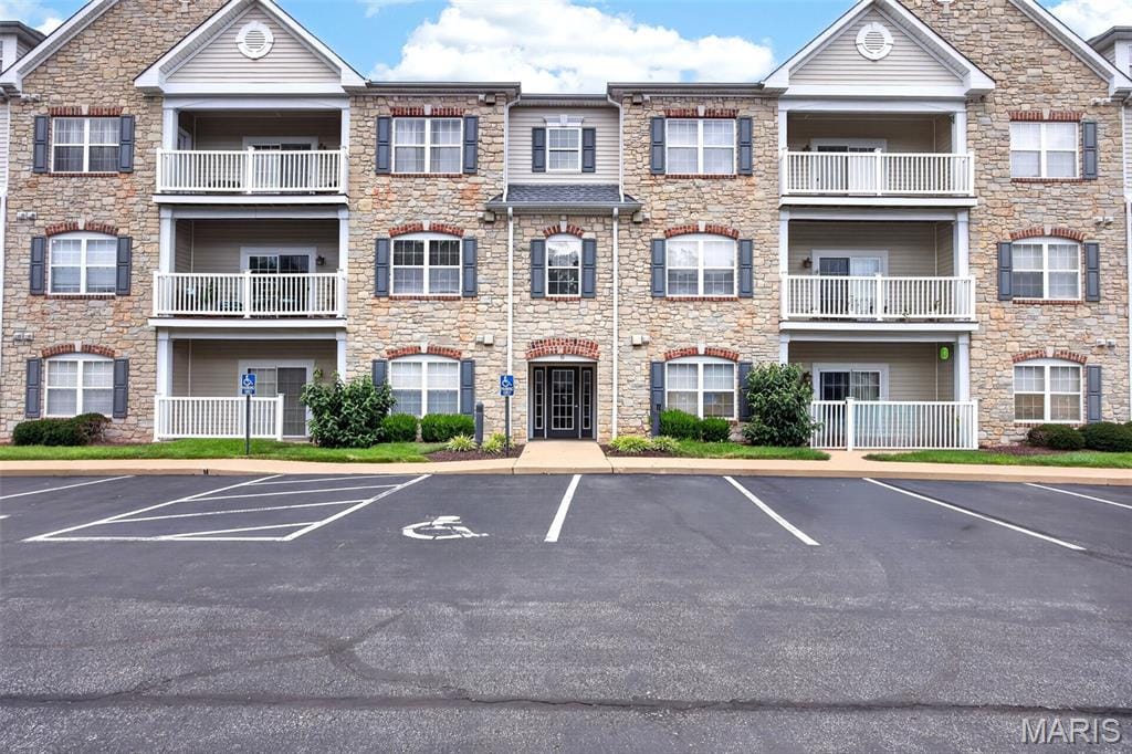 6 Monarch Trace Court Unit 304
