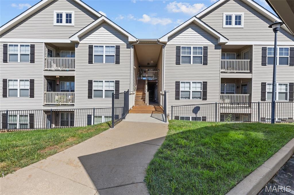 422 Bramblett Hills