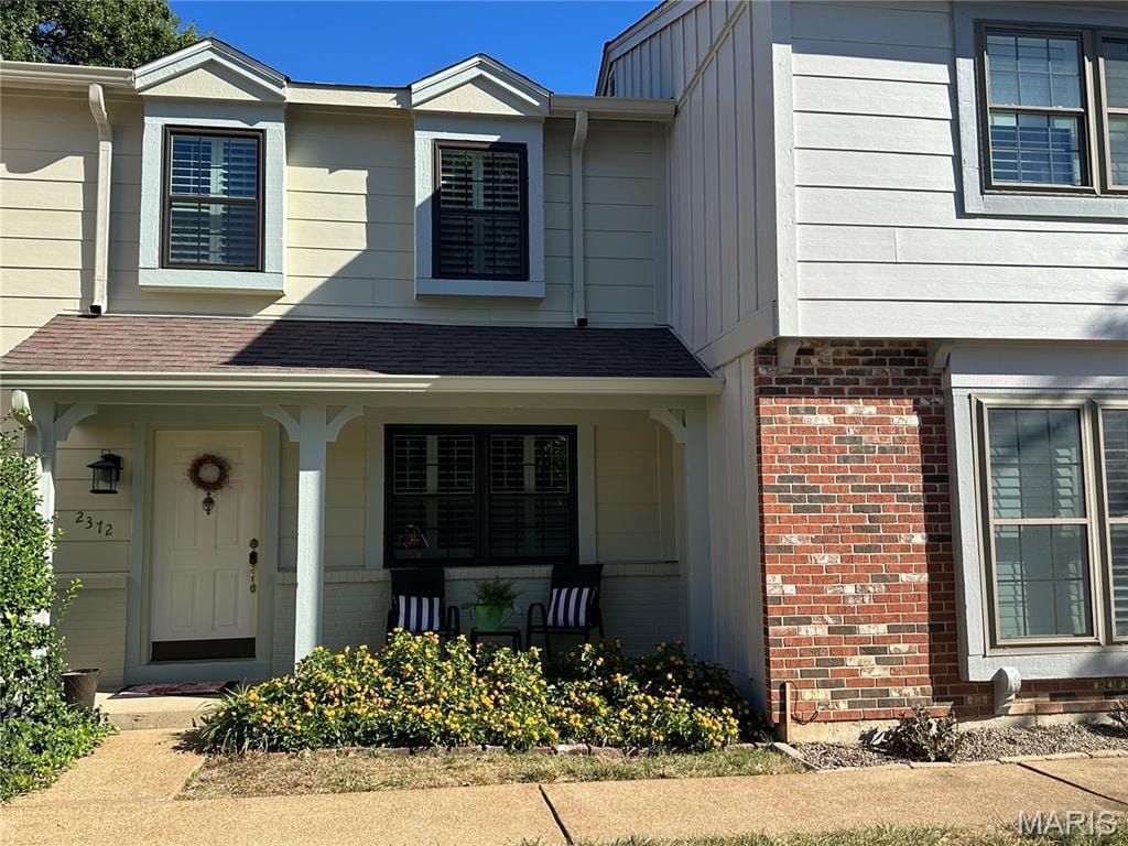 2372 Hidden Meadow Lane